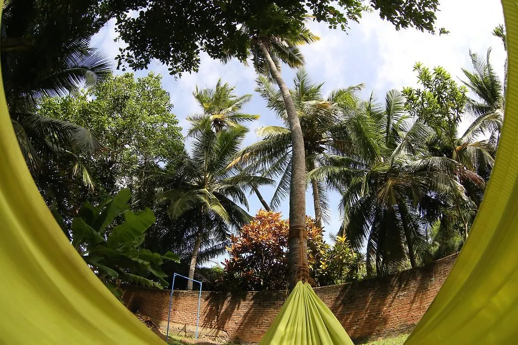 Hostel First Katunayake Negombo