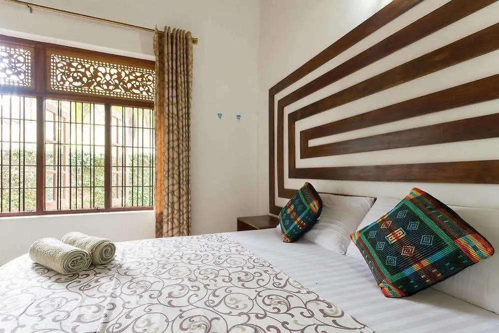 Hostel First Katunayake Negombo